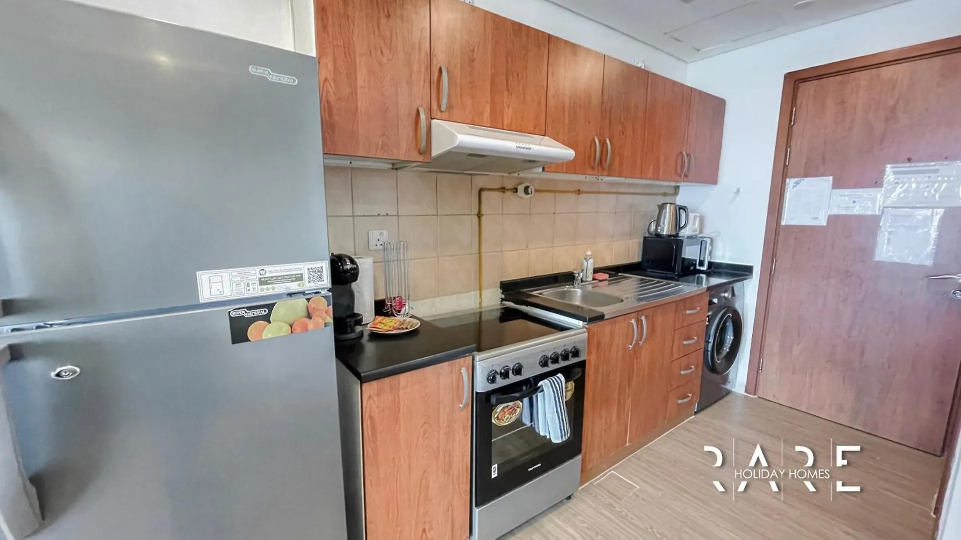 公寓 Rare Holiday Homes - Lake View - Near Me'Aisem City Centre - The Crescent Tower A - Dubai Production City - R910 阿拉伯联合酋长国