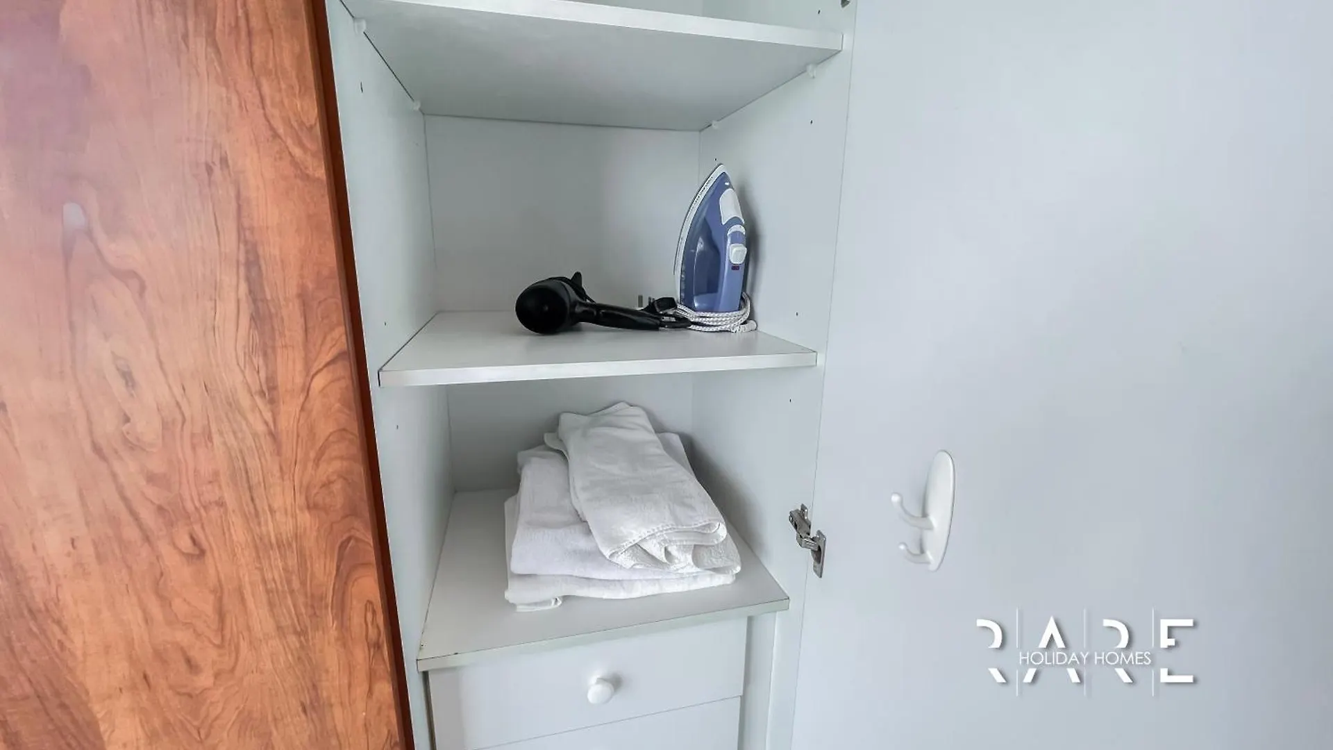 Rare Holiday Homes - Lake View - Near Me'Aisem City Centre - The Crescent Tower A - Dubai Production City - R910 0*,  United Arab Emirates