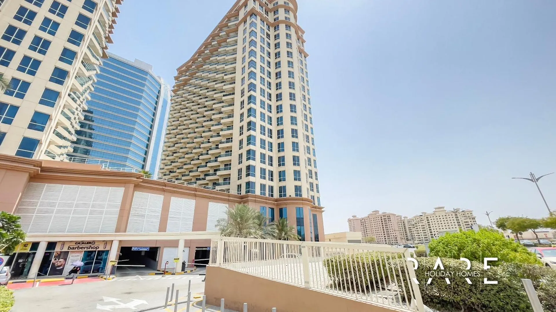 Rare Holiday Homes - Lake View - Near Me'Aisem City Centre - The Crescent Tower A - Dubai Production City - R910 0*,